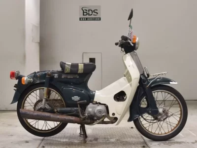 Honda C90