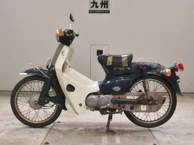 Honda C90