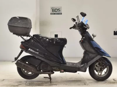 Suzuki ADDRESS V100