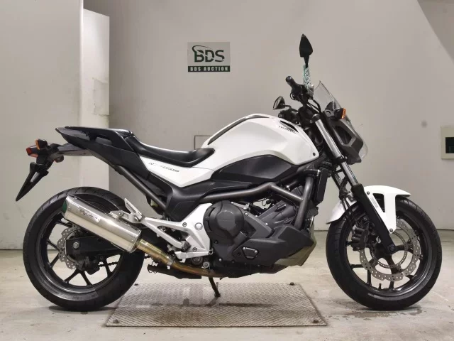Honda NC700SD лот № 2584 оценка 4  с аукциона в Японии