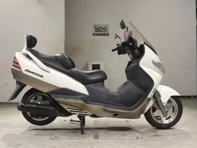 Suzuki SKYWAVE 250