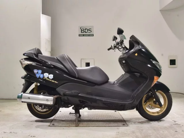 Honda FORZA Z лот № 2609 оценка 4  с аукциона в Японии