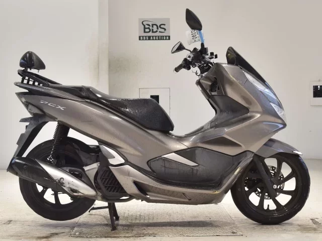 Honda PCX125-3