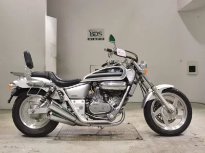Honda MAGNA 250