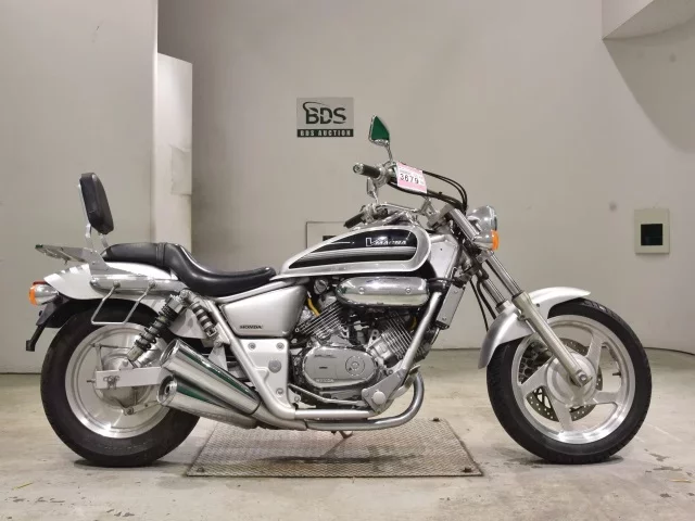 Honda MAGNA 250