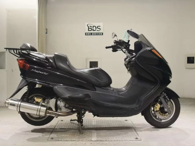 Yamaha MAJESTY 250C лот № 5084 оценка 4  с аукциона в Японии