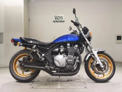 Kawasaki ZEPHYR1100  с аукциона в Японии