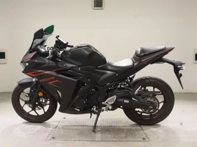 Yamaha YZF-R25  с аукциона в Японии