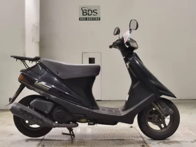 Suzuki ADDRESS V100