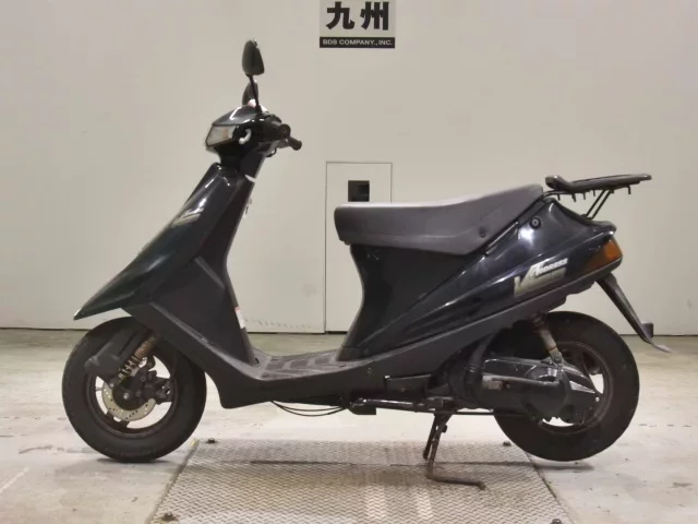 Suzuki ADDRESS V100