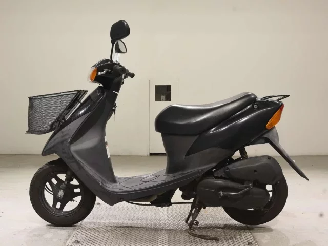 Suzuki LET S2