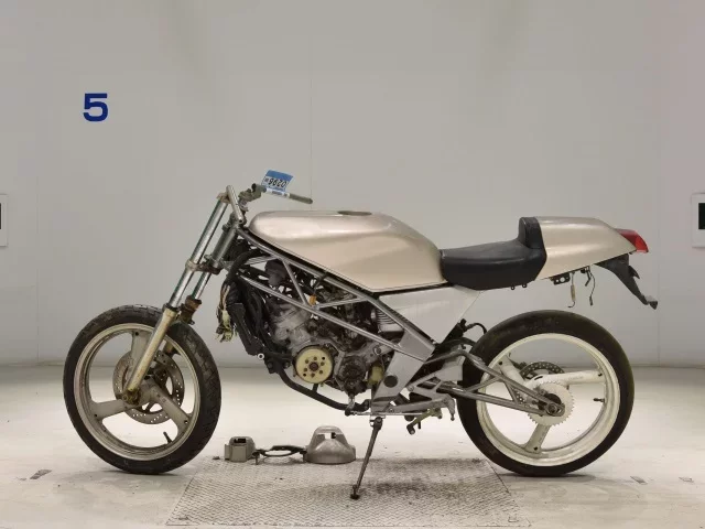 Yamaha SDR200