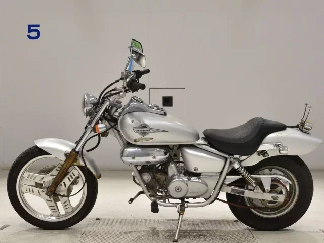 Honda MAGNA 50