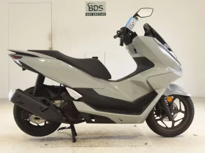Honda PCX125-4