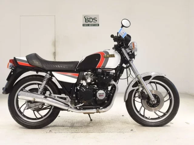 Yamaha XJ550 TSUUKANSHO