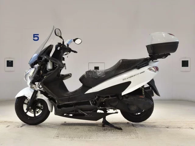 Suzuki BURGMAN200