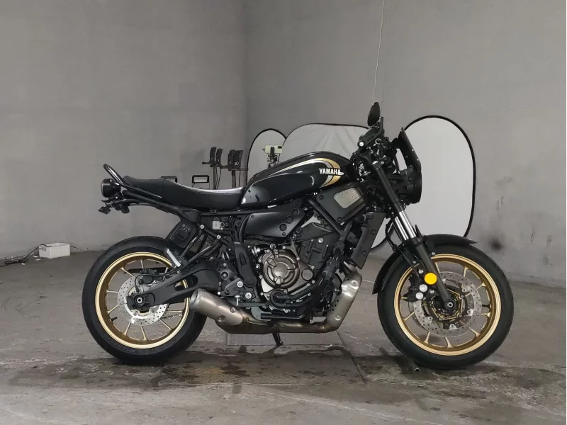 Yamaha XSR700 лот № 8027 оценка 5  с аукциона в Японии