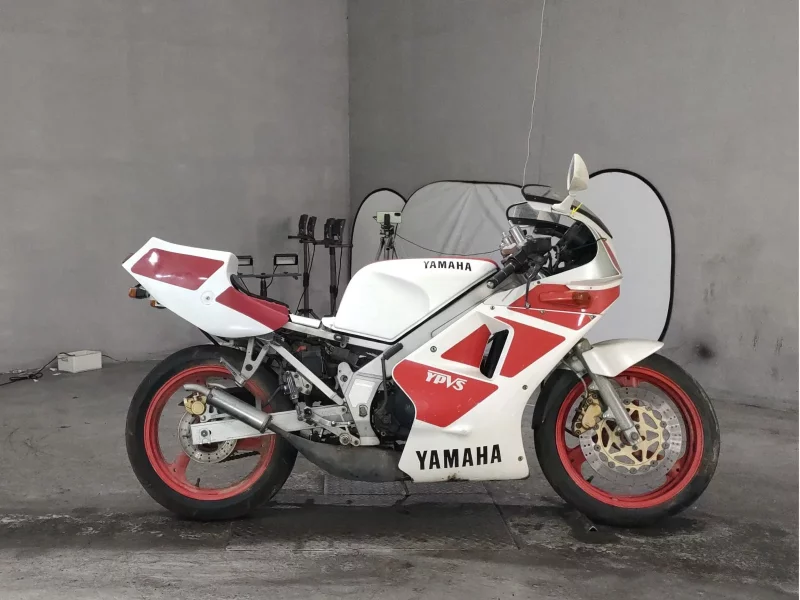 Yamaha TZR250-1