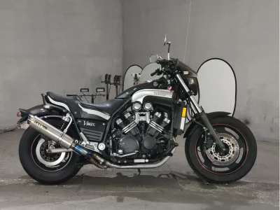 Yamaha V-MAX
