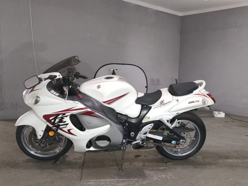 Suzuki GSX1300R HAYABUSA
