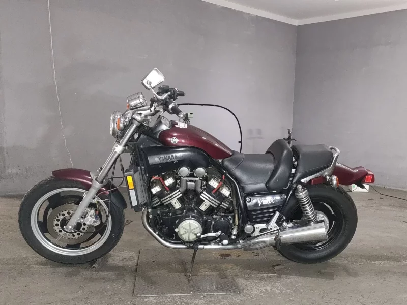 Yamaha V-MAX