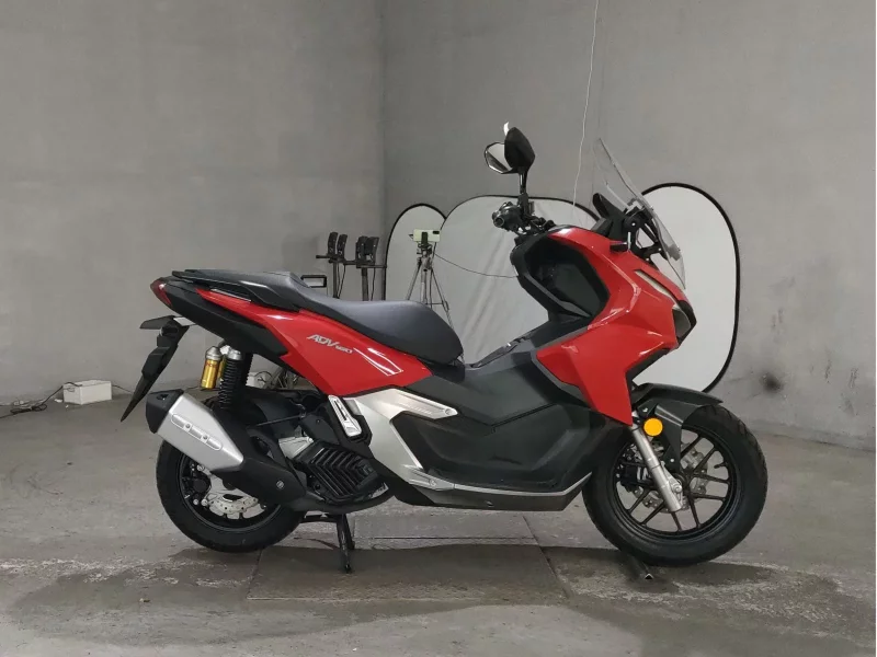 Honda ADV160