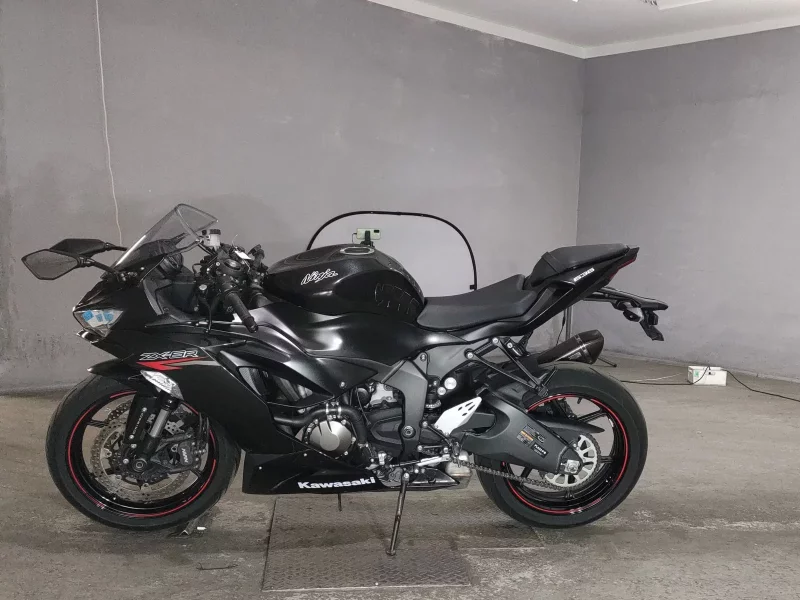Kawasaki ZX-6R