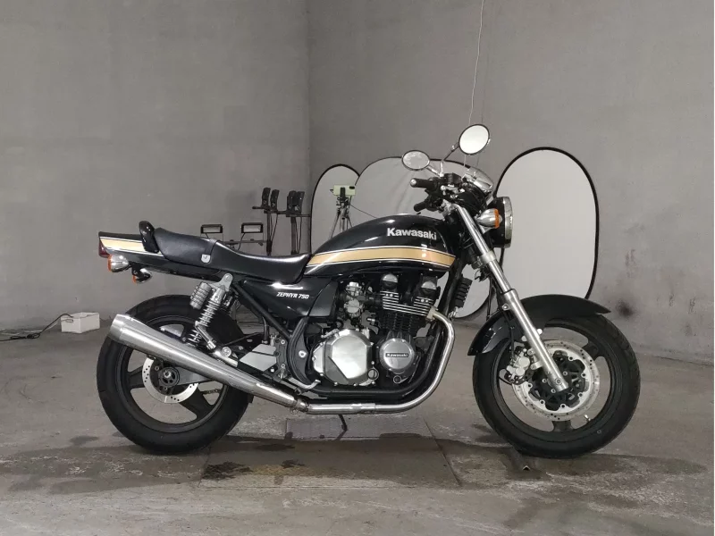 Kawasaki ZEPHYR750