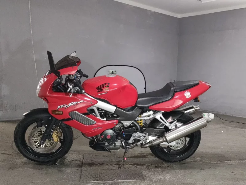 Honda VTR1000F