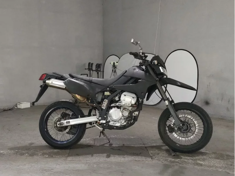 Kawasaki D-TRACKERX