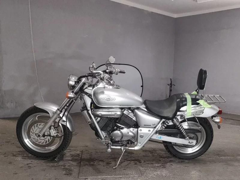 Honda MAGNA 250