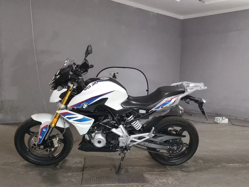 BMW BMW G310R