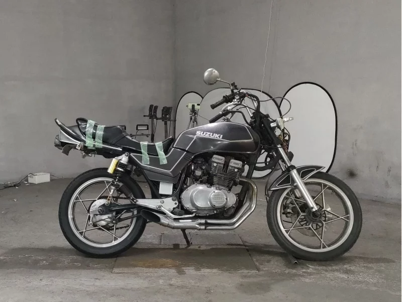 Suzuki GSX250