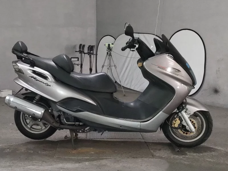 Yamaha MAJESTY 125