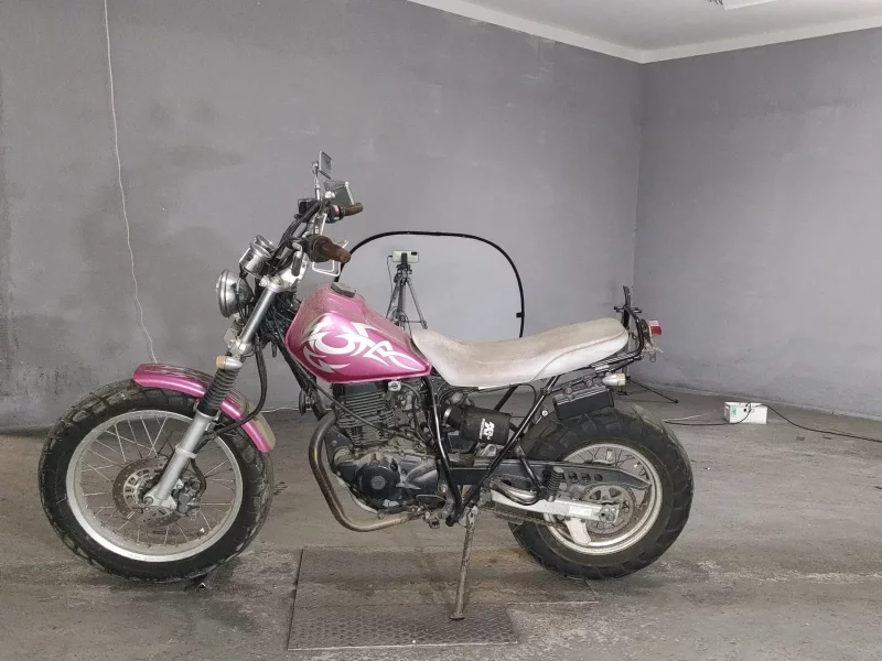 Yamaha TW225