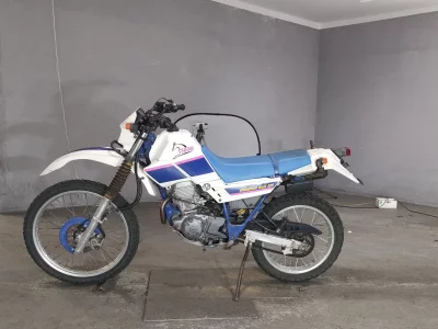 Yamaha SEROW 225
