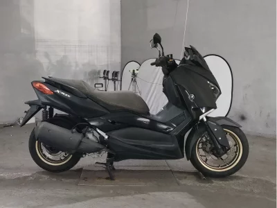 Yamaha X-MAX250