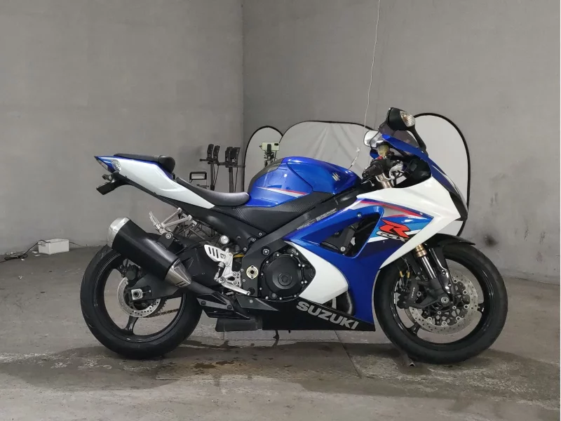 Suzuki GSX-R1000 лот № 7417 оценка 4  с аукциона в Японии
