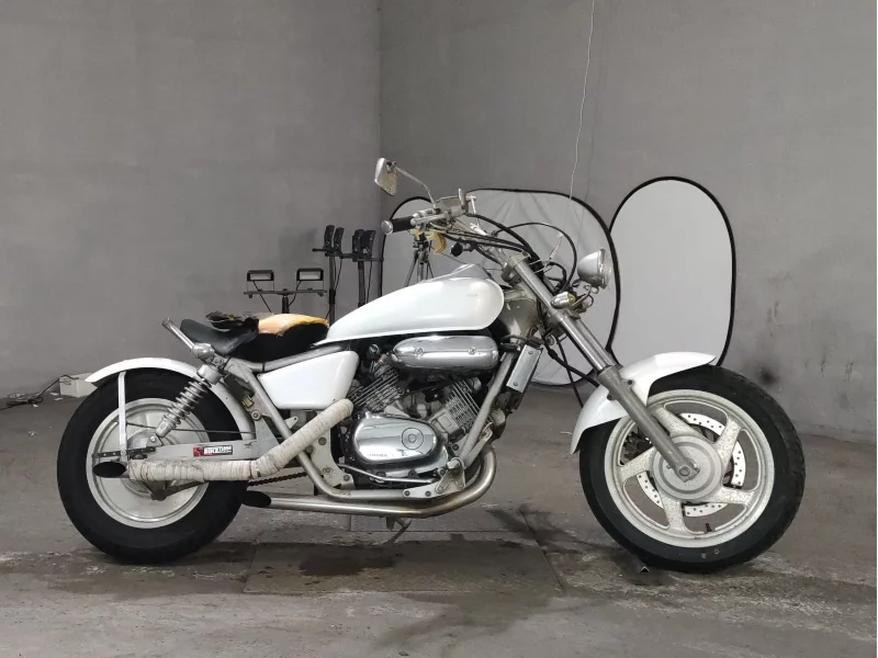 Honda MAGNA 250