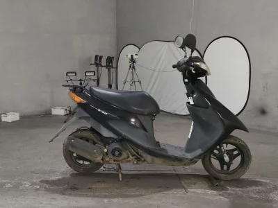 Suzuki ADDRESS V50