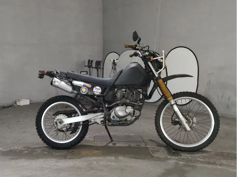 Suzuki DJEBEL200