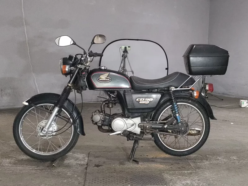 Honda BENLY90