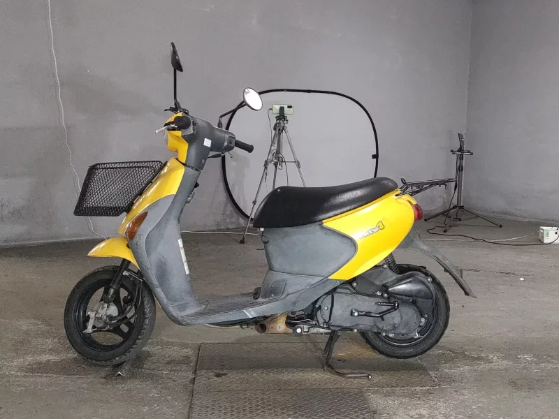 Suzuki LET S4