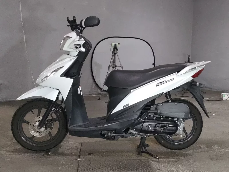 Suzuki ADDRESS V110