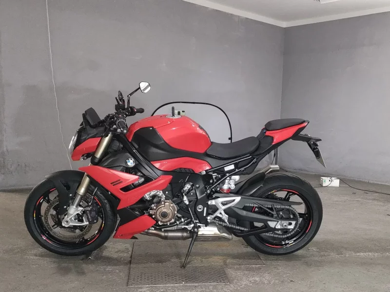 BMW BMW S1000R