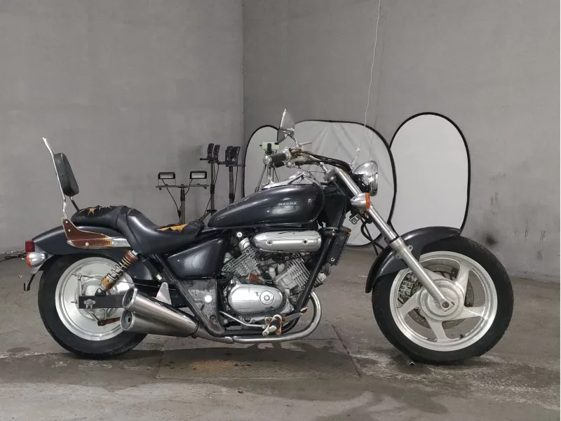 Honda MAGNA 250