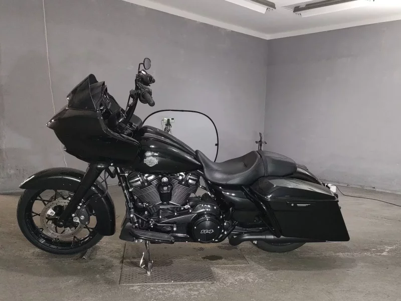 Harley-Davidson HARLEY FLTRXS1870