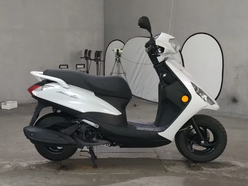 Yamaha AXIS Z
