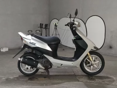 Suzuki ZZ