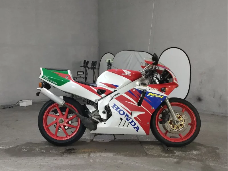 Honda NSR250R-1
